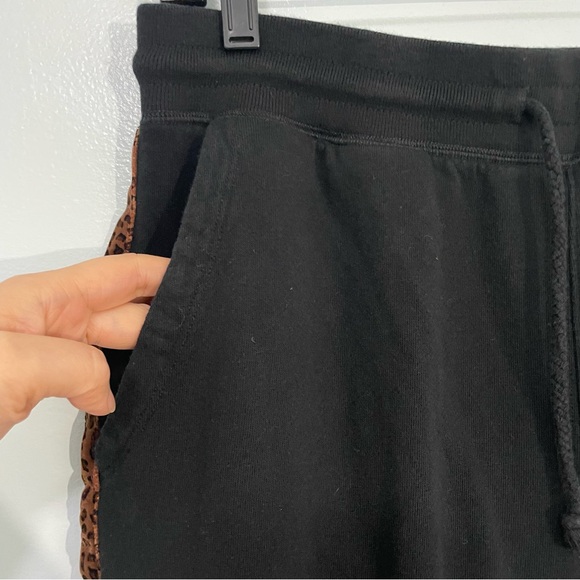 Rails Black KingstonVelvet Leopard Stripe Sweat Pants Size Large - Picture 7 of 15